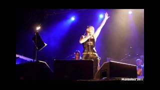 Sinead O&#39;Connor &quot; Take off your shoes &quot; Live