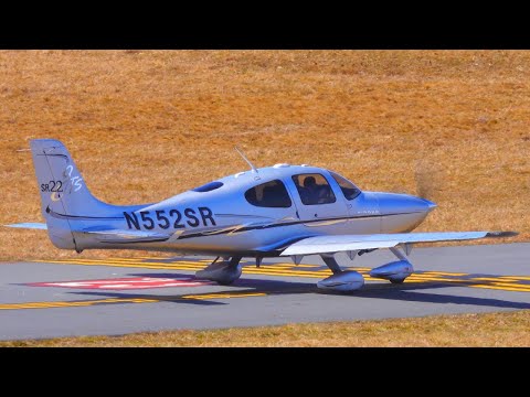Cirrus SR22 Taking Off [4K Video]