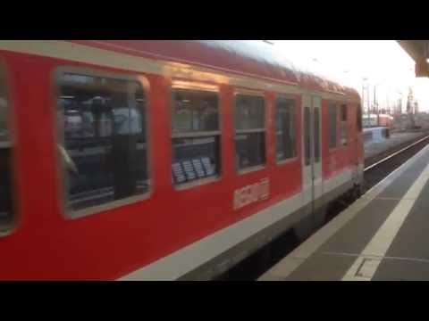 BR 111 mit n-Wagen in Frankfurt-Hauptbahnhof