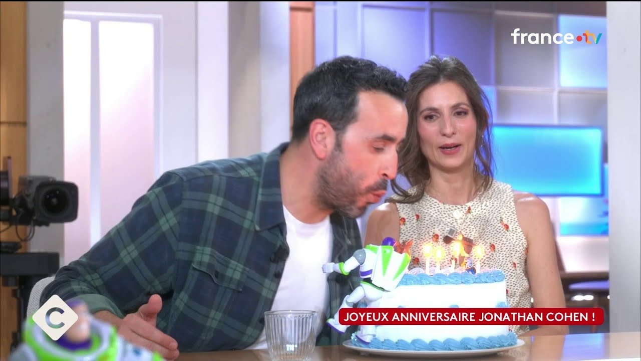 Joyeux anniversaire Jonathan Cohen ! - L’Œil de Pierre Lescure