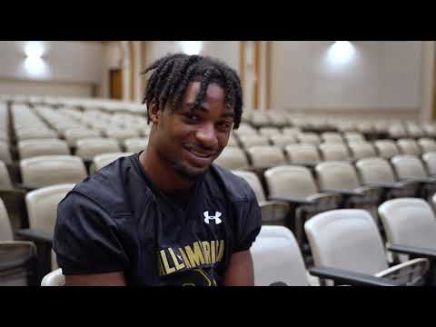 Photo: Frank Wilson Visits With Elite In-State WR Shazz Preston