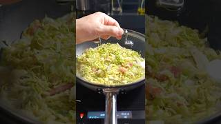 キャベツ焼き、シェフはこう作る。#shorts