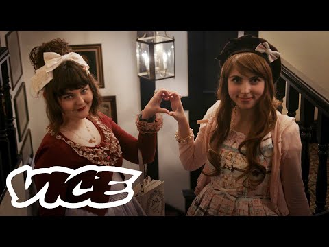 Lolitas of Canada - Fans of Japanese Street Style