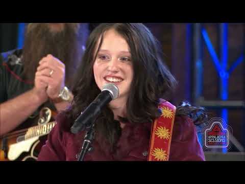 Off The Rails | EmiSunshine | Appalachia Sessions Live