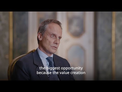 How can leaders bring digital transformation to financial services?