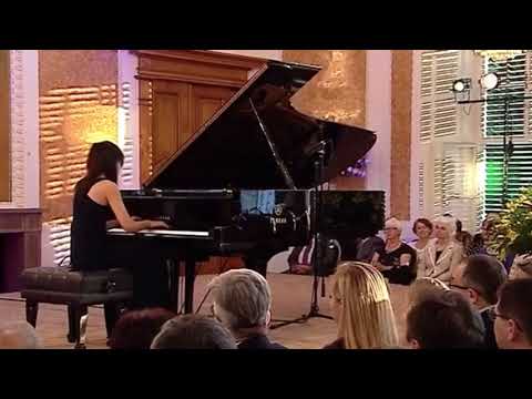 Kate Liu plays Mozart