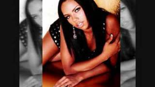 Kiely Williams - Circle Game (First solo song ever!) [HQ]