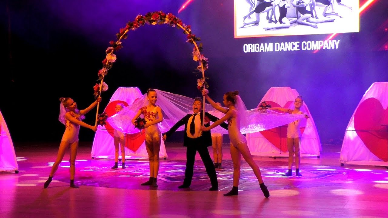 ORIGAMI Dance Company («Свадебный переполох»)