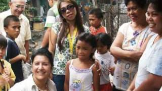 preview picture of video 'Melanie and Thelma visit Philippines February, 2009'