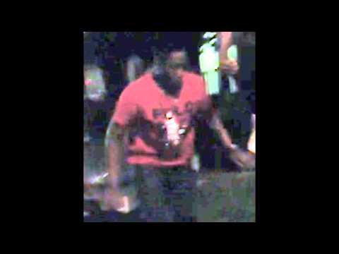 Persons of Interest in Robbery-F&V, 1100 b/o R St, NW, on July 11, 2015