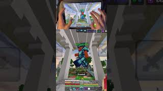 Minecraft MOBILE PvP (Combos & Clutches)