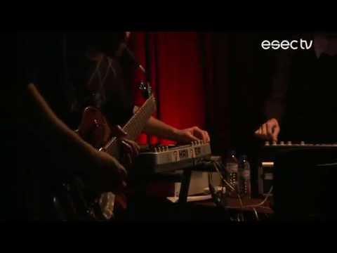 Sensible Soccers ao vivo no Salão Brazil