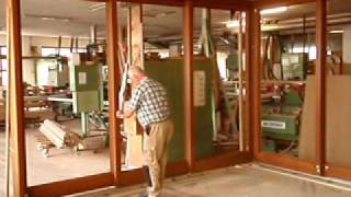 preview picture of video 'Roeder Windows & Doors  Lift and Slide'