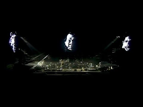 GENESIS - Land of Confusion (live in London [Earls Court], 08/11/1992)