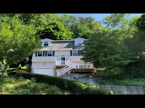 42 Riverview St, Haverhill, MA Presented by Dobi Real Estate.