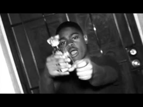 DOELLA MACK "cake up" music video