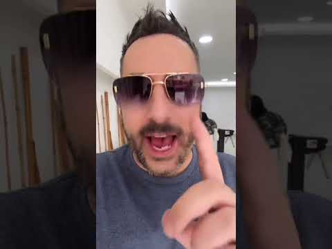 Marathon Mom ignores kids right before the finish line 🏃‍♀️