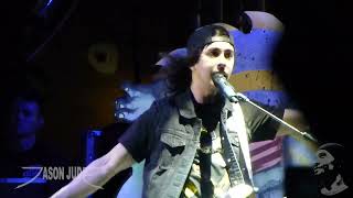 Pierce The Veil - Besitos [HD] LIVE 4/13/2013