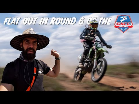 Round 6 of the GXCC in Verena - Following a Photographer