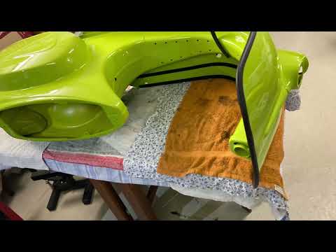 Vespa V50 N 1968 Mela Verde restauriert