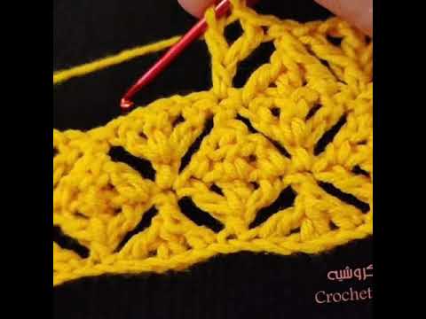 Model crosetat de poncho de vara