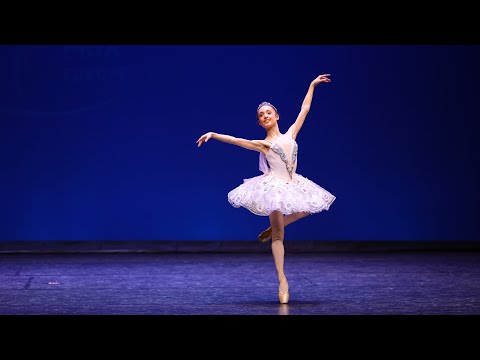 Classical variation: The Awakening of Flora