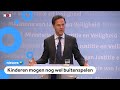 De politie kan boetes uitdelen als mensen geen afstand houden
