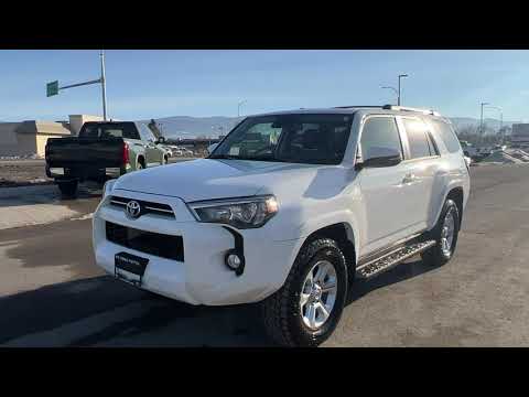 White 2020 Toyota 4Runner SR5 7 Passenger SR5 7 Passenger I Moonroof Review Kelowna BC - Kelowna Toy