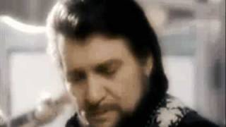 Waylon Jennings   The Days of Sand and Shovels