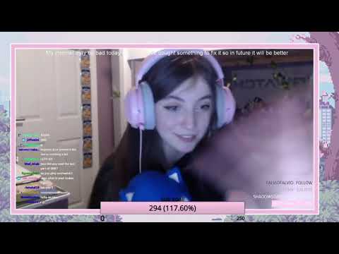 GRINGA COM TOURETTE MANDA SALVE PARA OS SEUS VIEWERS BRASILEIROS KKKKKKKKK