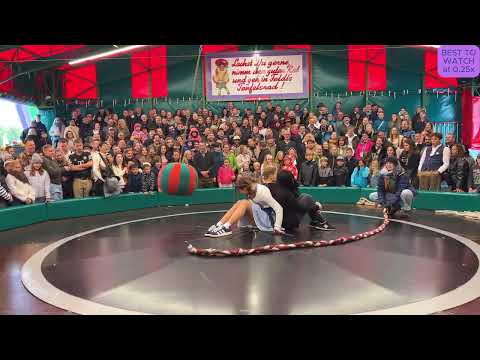 🔥 Lustige Mädchen auf dem Teufelsrad 2025 😅 Oktoberfest München: Lachen & Chaos in 4K 🎡