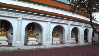 preview picture of video 'Wat Phra Pathom Chedi, Nakhon Pathom, Thailand'