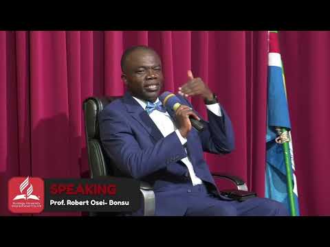 Jabulile Buthelezi-Kalonji chats to Prof. Robert Osei-Bonsu. #AACU25 #Zambia #RusanguUni