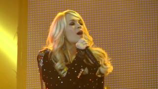 Carrie Underwood - Cupids Got A Shotgun