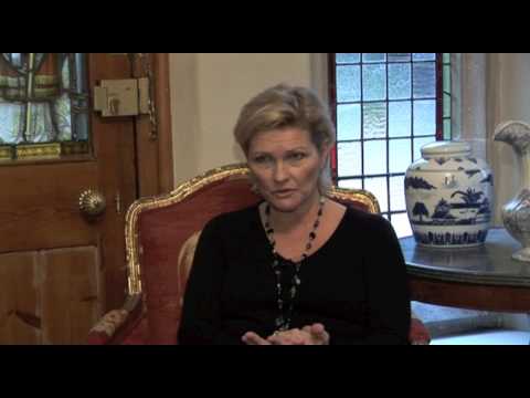 download lagu mp3 mp4 Fiona Fullerton, download mp3 Fiona Fullerton free download mp3, download mp3 Fiona Fullerton