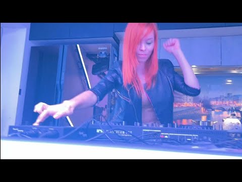 Resonancerz - Qlimax in the Quitchen