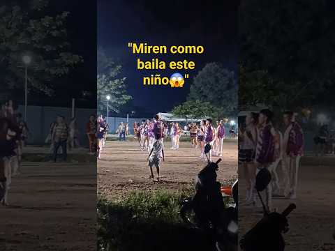 “Lo grabé sin querer y miren cómo baila este niño en el corso de Orán 🕺🔥 #shorts”