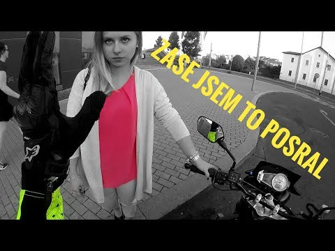 MOTOVLOG z Prahy #7 - Zase jsem to P*SRAL / BMW bez blinkrů / Závody