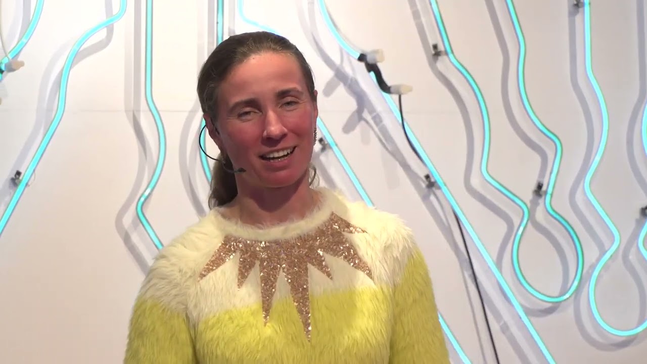 From Product to Leadership: CPO and General Manager (Elena Luneva)