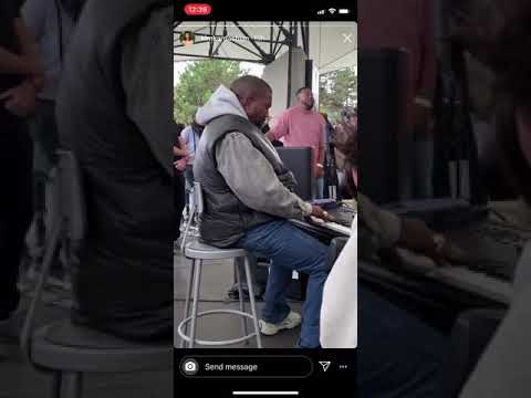 Kanye West Making Beats | Sunday Service