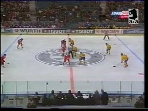 WC '2000 Russia vs Sweden [09.05.2000] [Eng] [Part1]