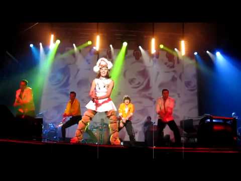 Bielyje Rozy Natasza Urbanska Studio Buffo