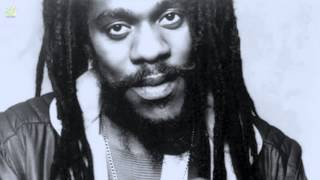 Silver Words - Dennis Brown (HQ Audio)