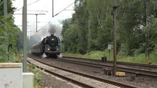 preview picture of video '01 1533-7 mit Westfalendampf Sonderzug in Tornesch am 21.06.2014'