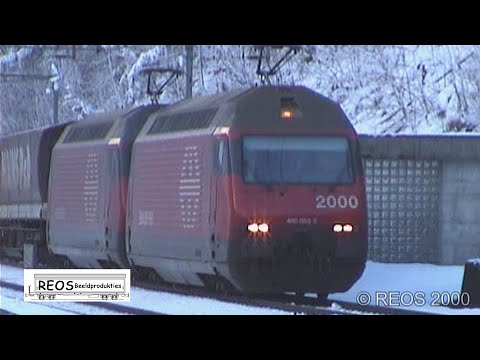 2000-02 [SDw] CLASSIC Wassen in WINTER part 2, UNIQUE consist Re 460 and freight, Ae 6/6, Re 10/10