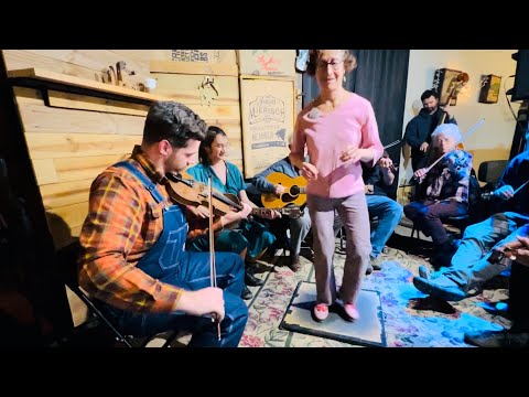 Miss Moonshine & Charmaine dancing to J Bekoff Project Oldtime Jam - Waller's Coffee Shop, Decatur
