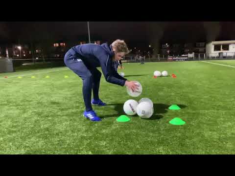 Training Fortuna W  JO19 met 2 tallen