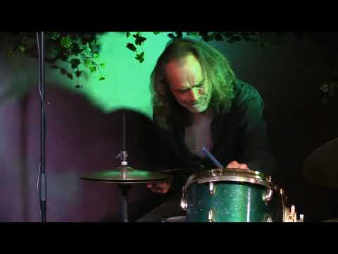 Carolyn Hume & Paul May