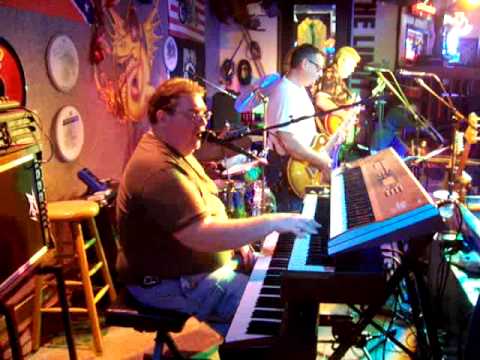 Fat City at Lou's Blues Melbourne, FL  Alman Brothers Nobody left to run with anymore