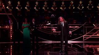 Best new musical - olivier awards 2017 - Groundhog day